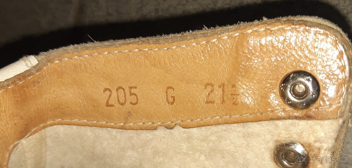 Dívčí brusle Botas, stélka 20,5 cm - 2