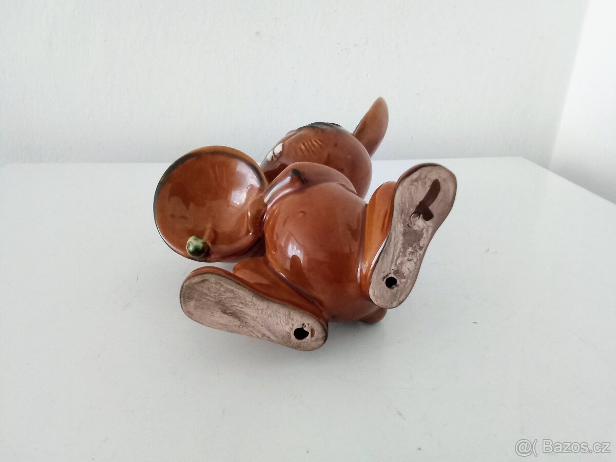 Soška - keramický zajíc - 2