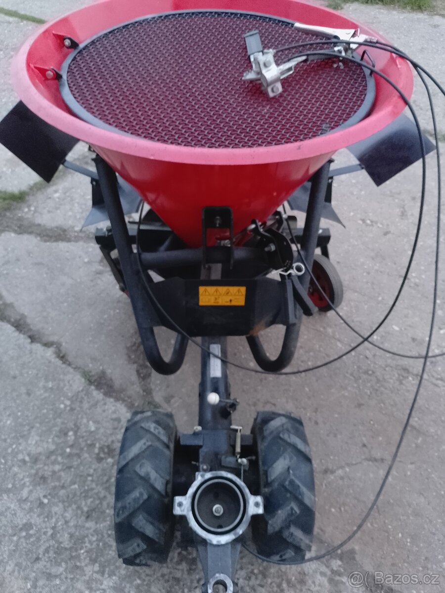 Vari DSK-316 PA,rozmetadlo soli,hnojiv - 2