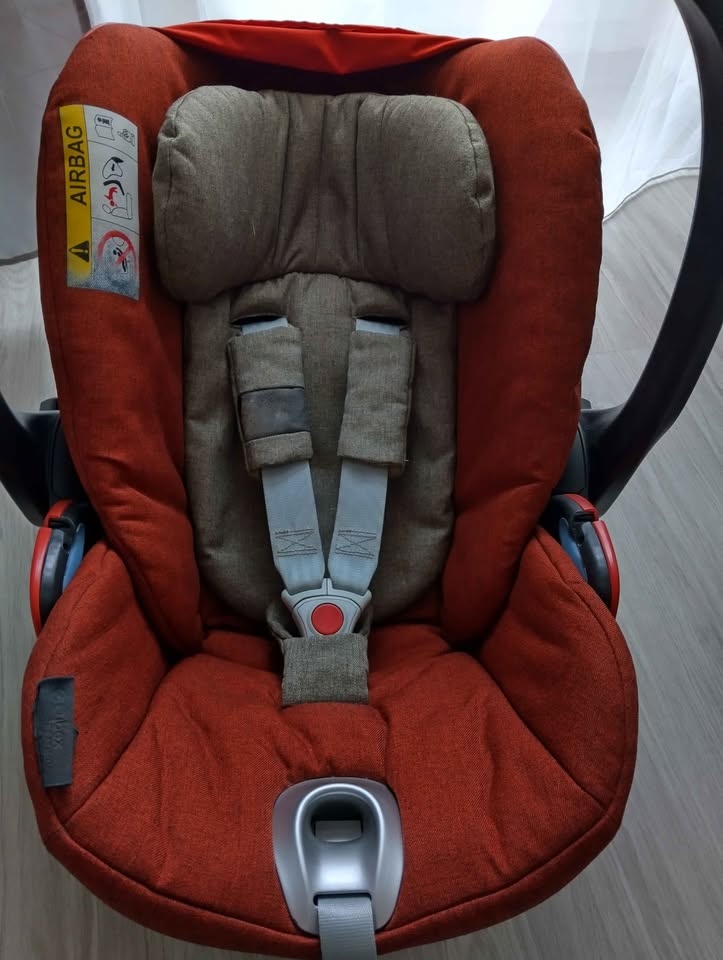 Autosedačka Cybex Platinum Cloud Q plus + baze - 2