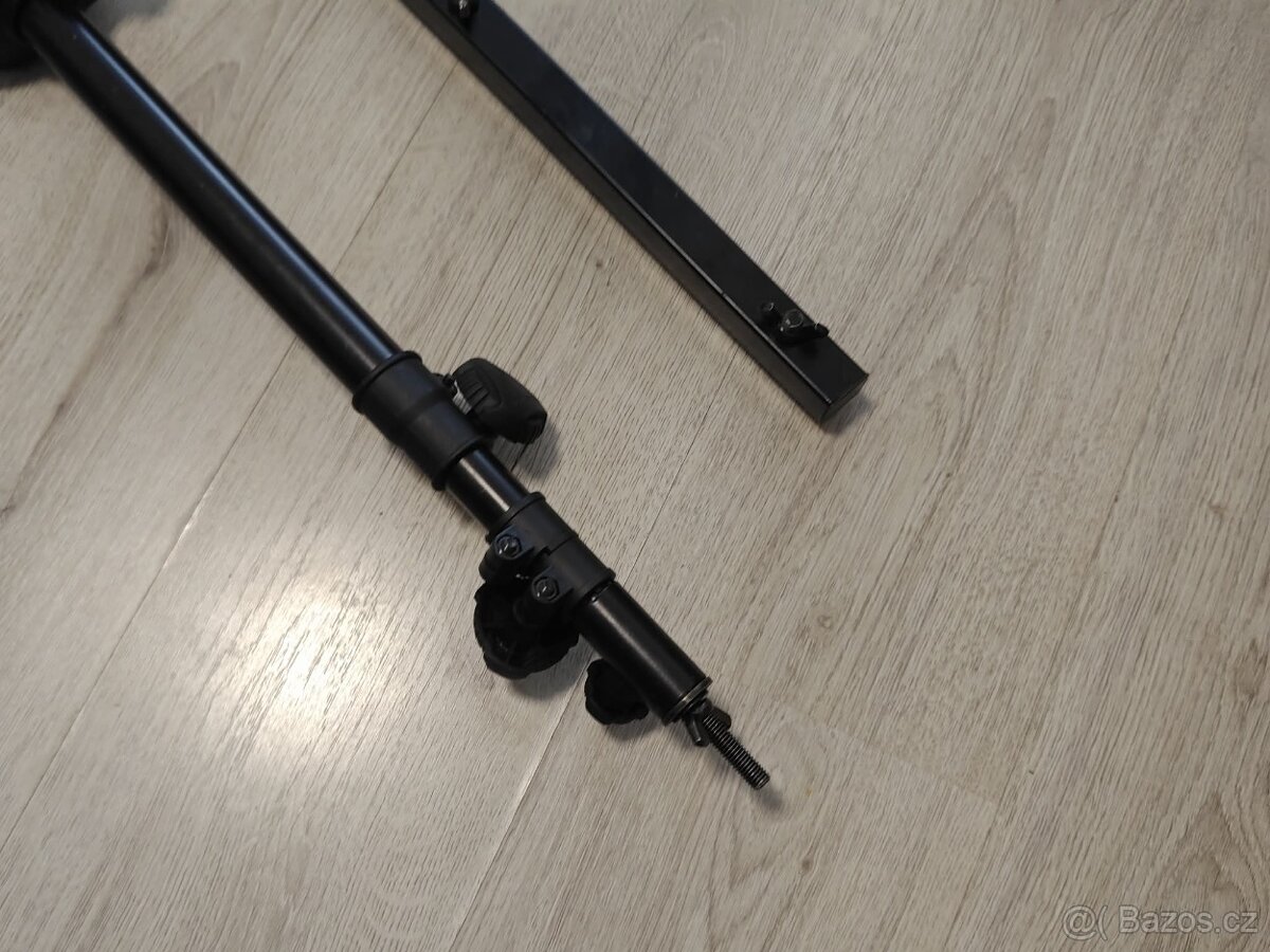 Stojan na 4 světla - 2