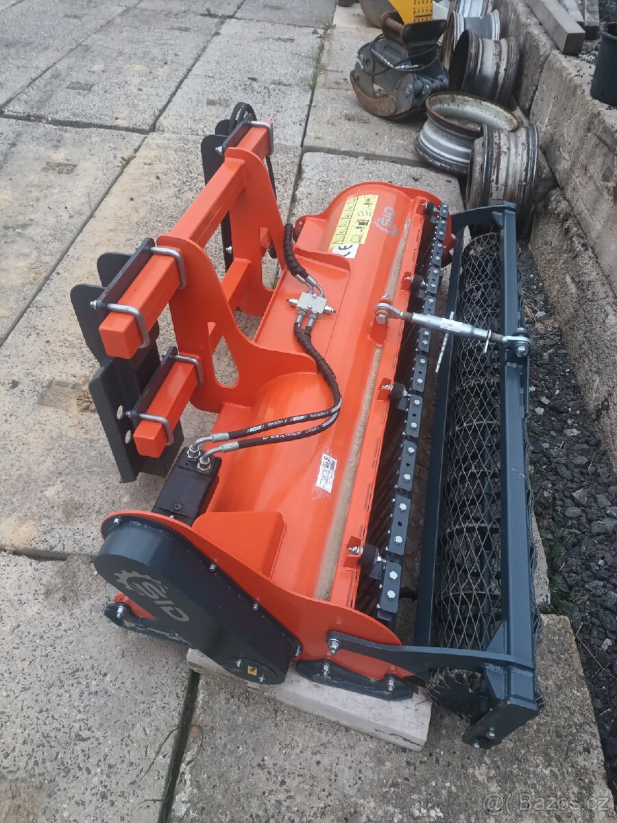 Zakladač trávníku - 2