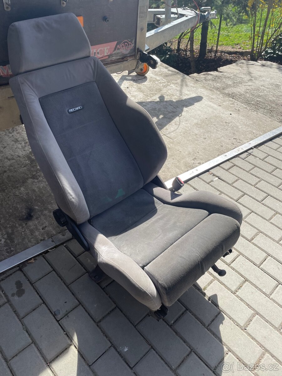 Racaro sedačka Ford - 2