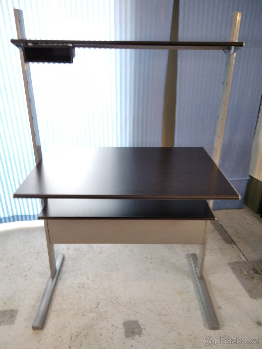 Stůl - 2