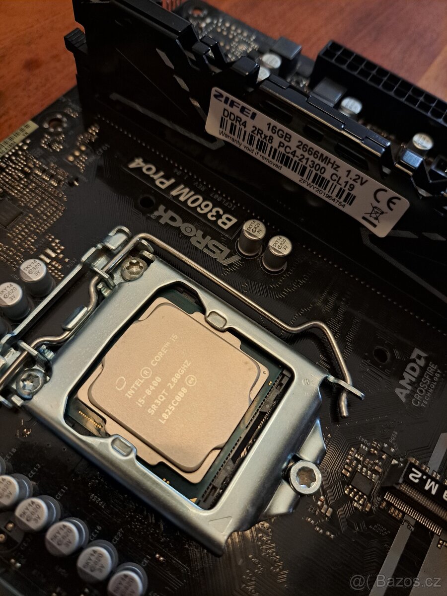 ASRock B360M Pro4 + i5-8400 + 16GB RAM - 2