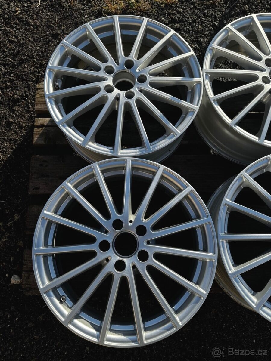 Alu kola/ disky r18 5x112 Mercedes GLA - 2