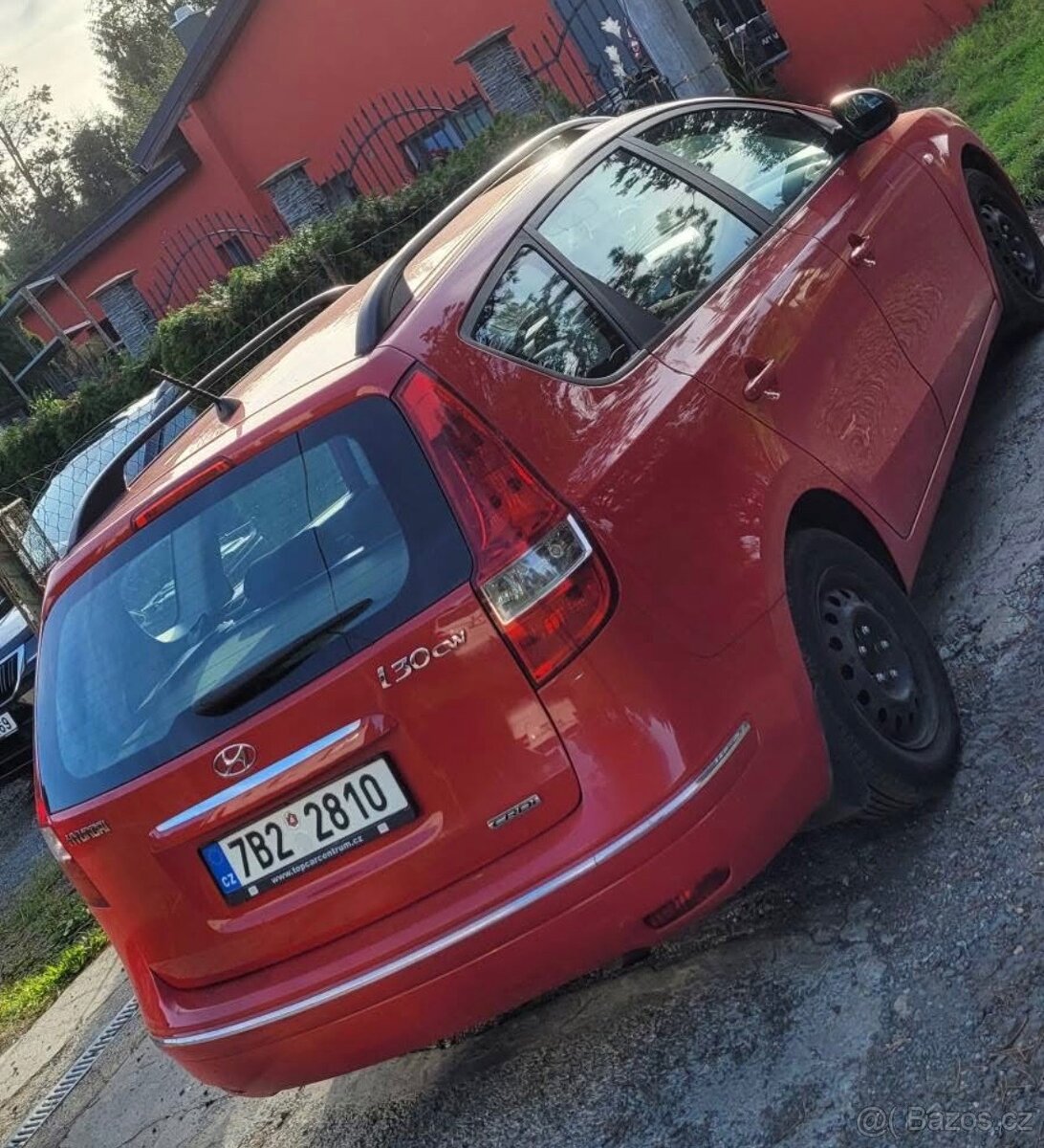 Hyundai i30 CW 1.6 CRDi - 2