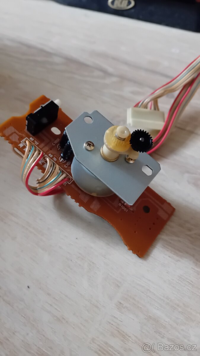 Různé díly decku Sony tc-fx - 2