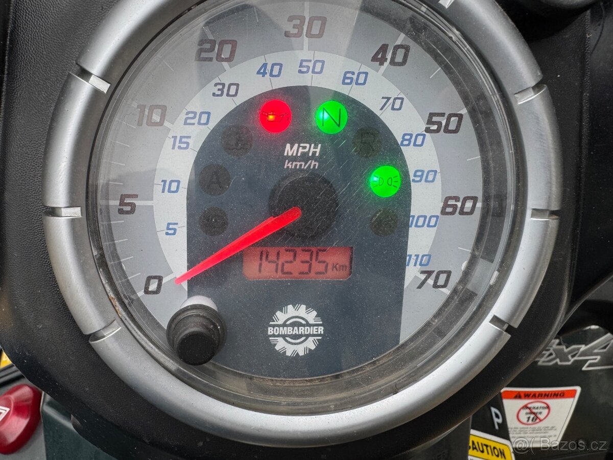 ojetá, bazarová čtyřkolka Can-Am Outlander Max 400 model 200 - 2