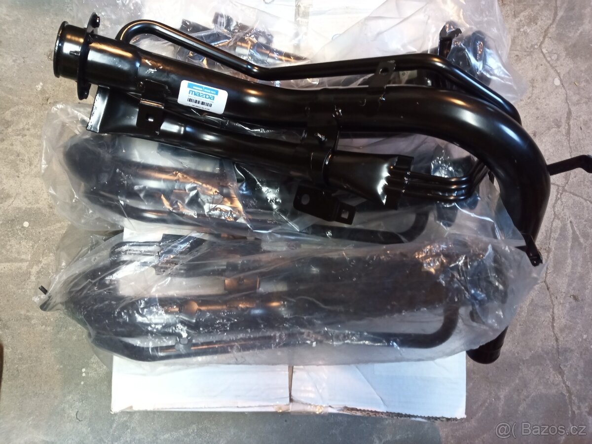 Mazda 323 BG hrdlo nádrže - 2