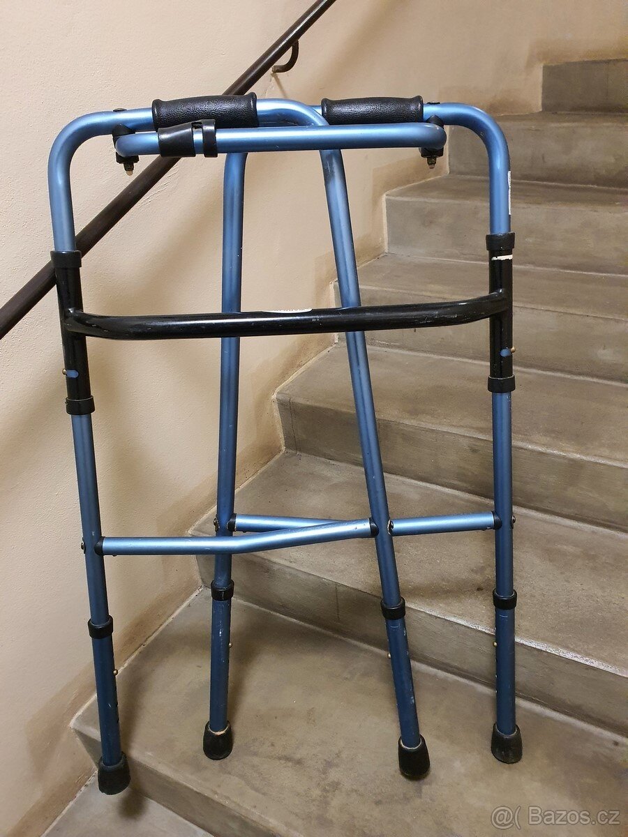 seniorské chodítko, opora chůze - 2