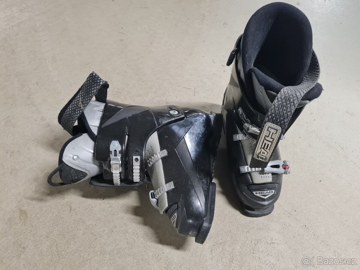 Sjezdové carvingové lyže + lyžáky + hůlky - 2