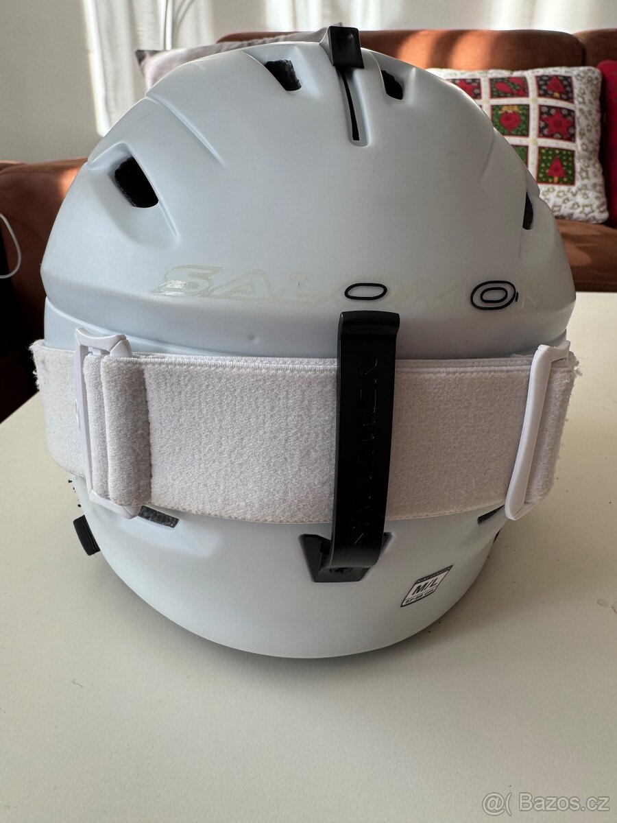 Lyžařská helma - 2