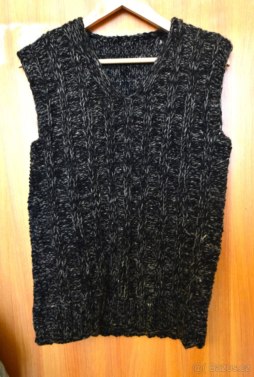 NOVÝ VLNĚNÝ SVETR, VESTA - 2