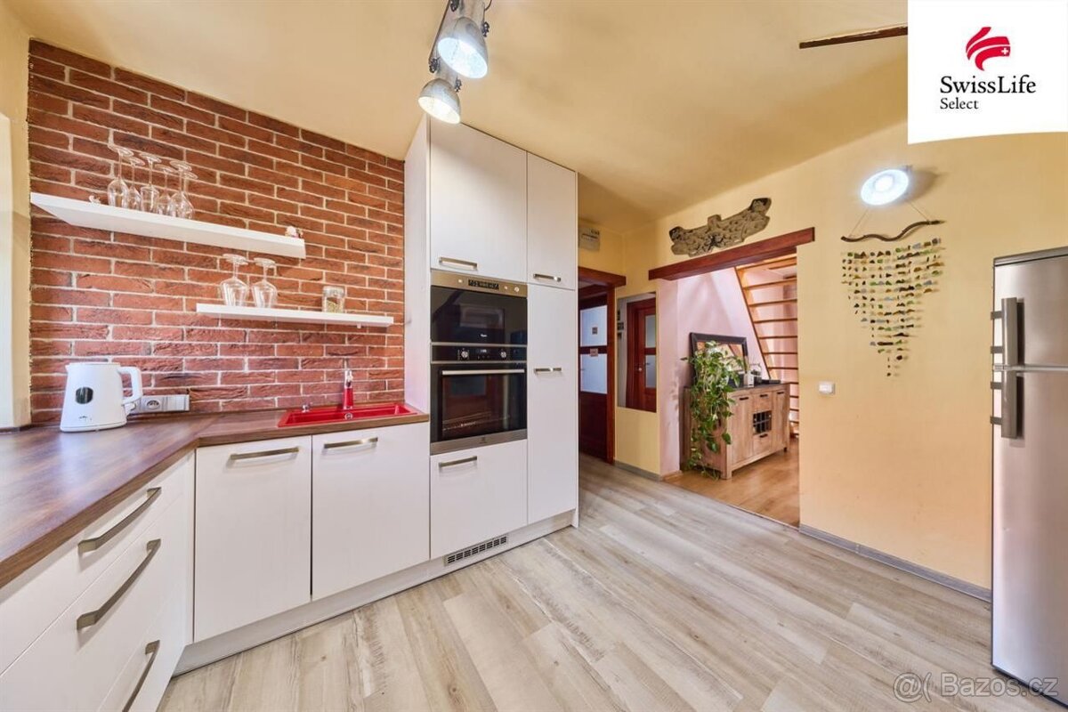 Prodej bytu 3+1 98 m2 Žižkova, Trutnov - 2