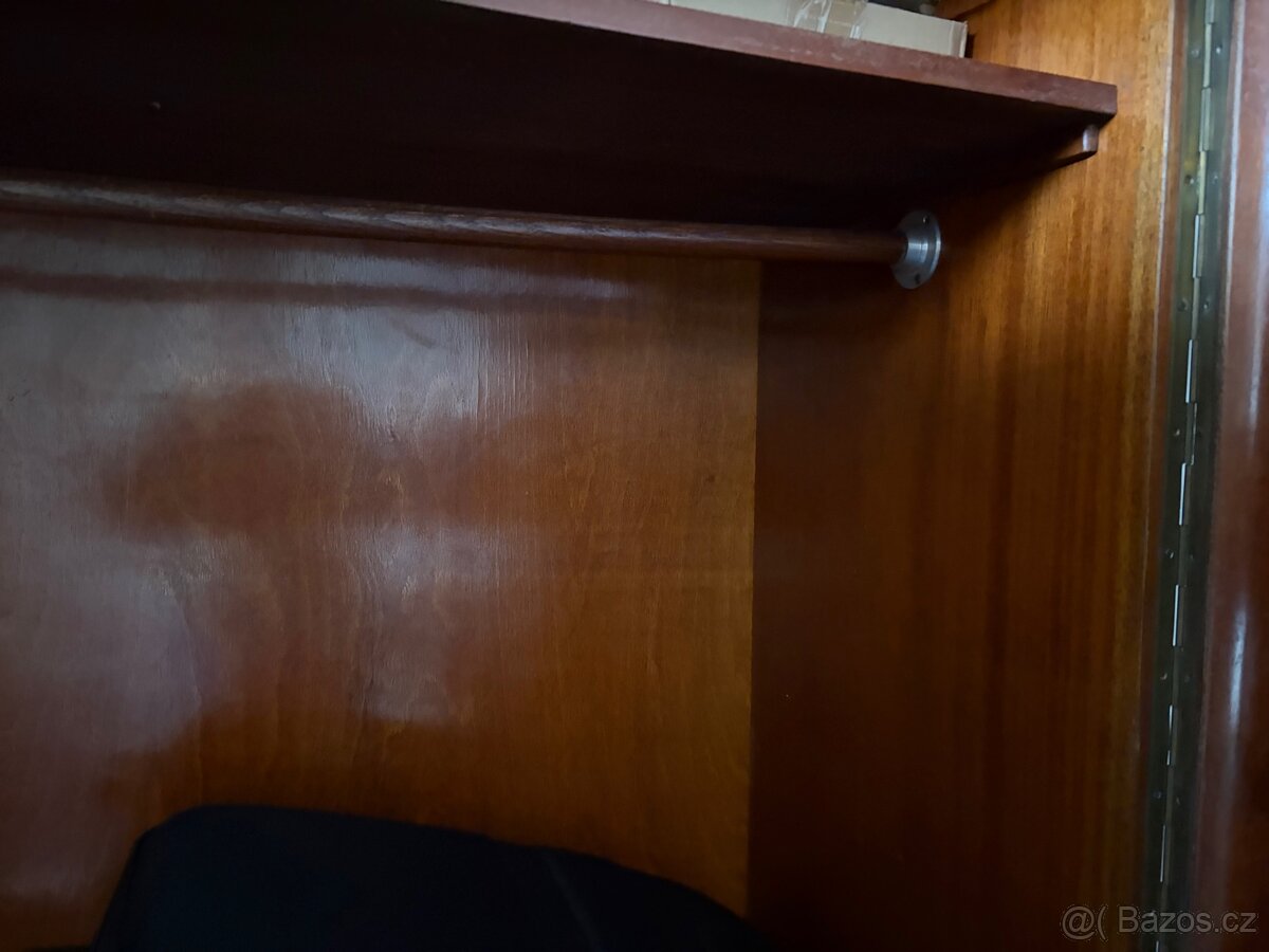 retro skříň - 2