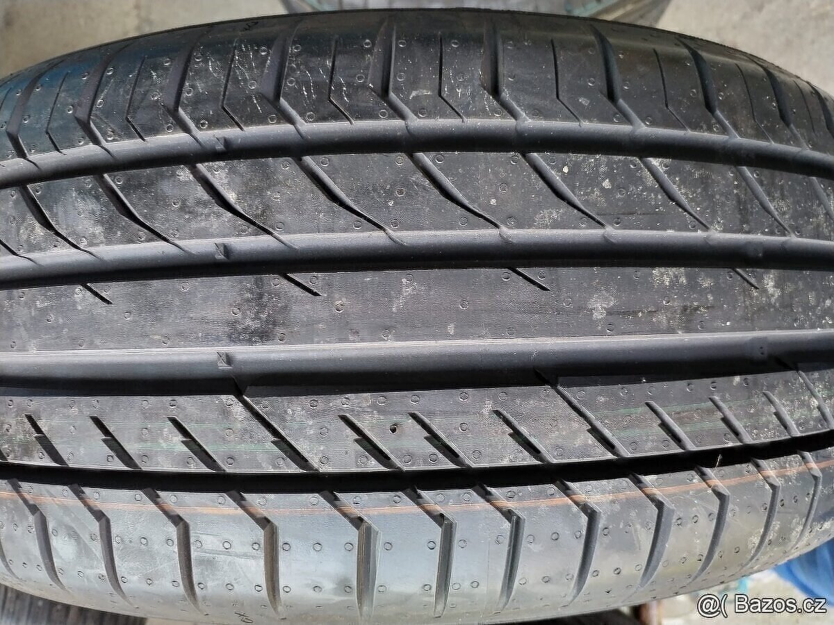 215/50/17 letni pneu CONTINENTAL 215/50 R17 - 2