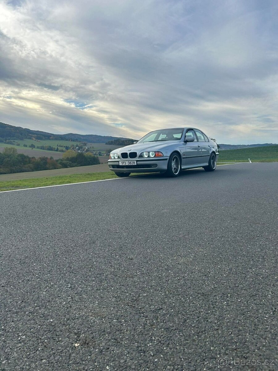 BMW e39 523i 125kw jista historie - 2