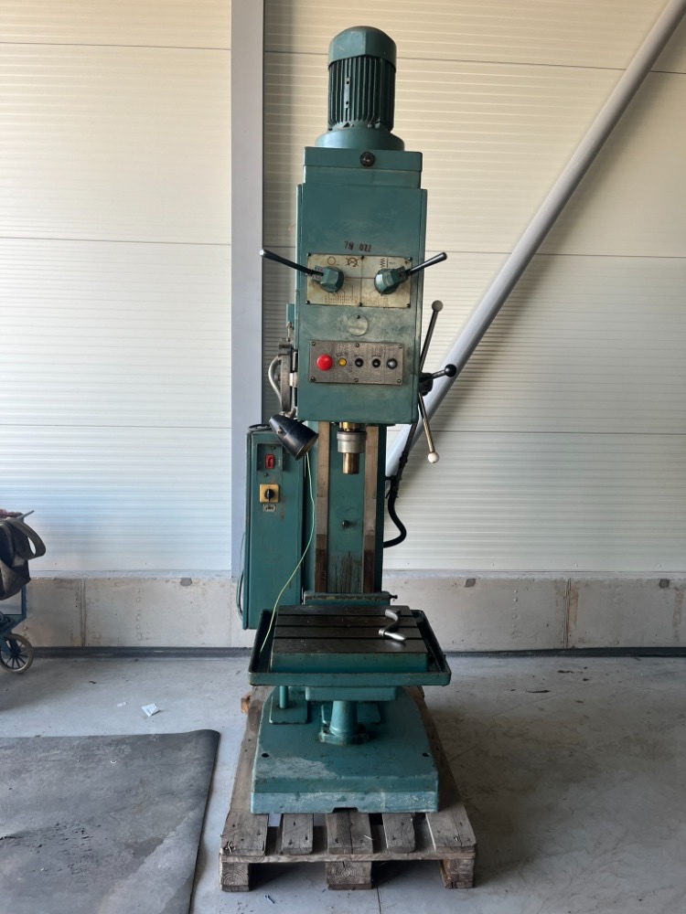 95. Sloupová vrtačka 2H135 - 2