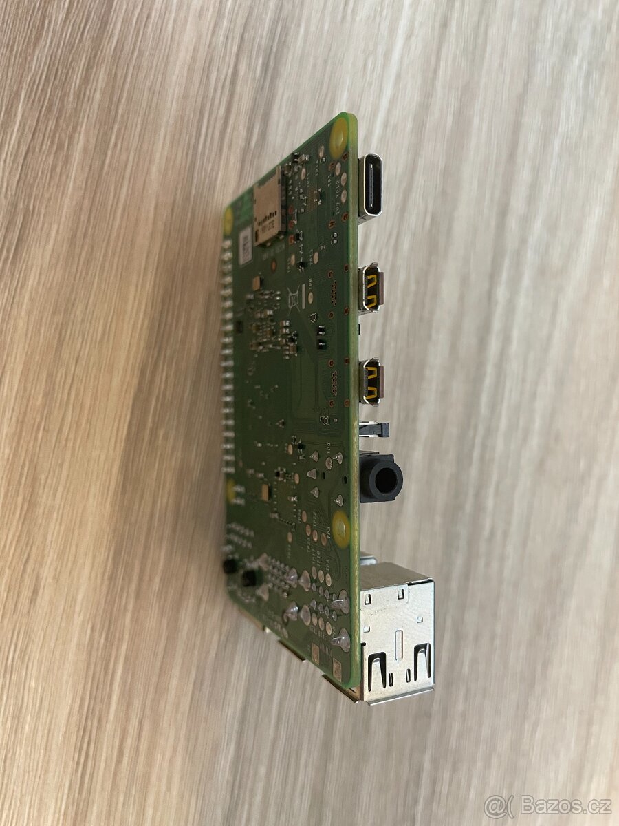 Raspberry Pi 4 Model B - 4GB - 2