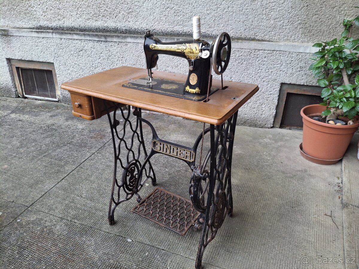 Šicí stroj Singer - 2