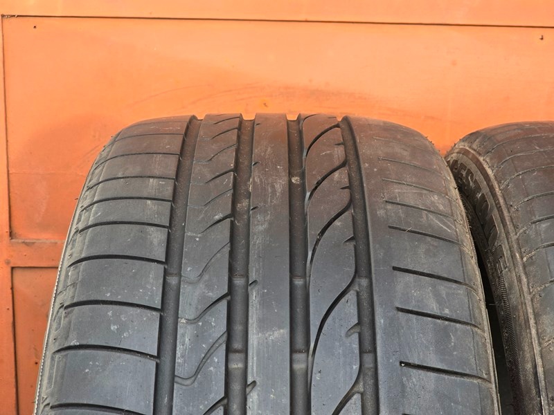 Letní Bridgestone 255/40/20 - 2