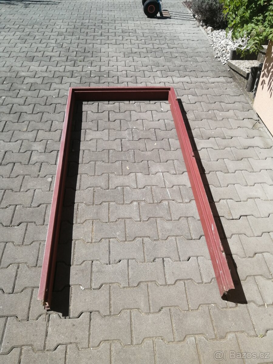 Prodám zárubeň 90P - 2