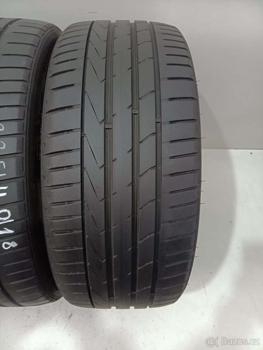 Letní pneu 225/40/18 Hankook - 2