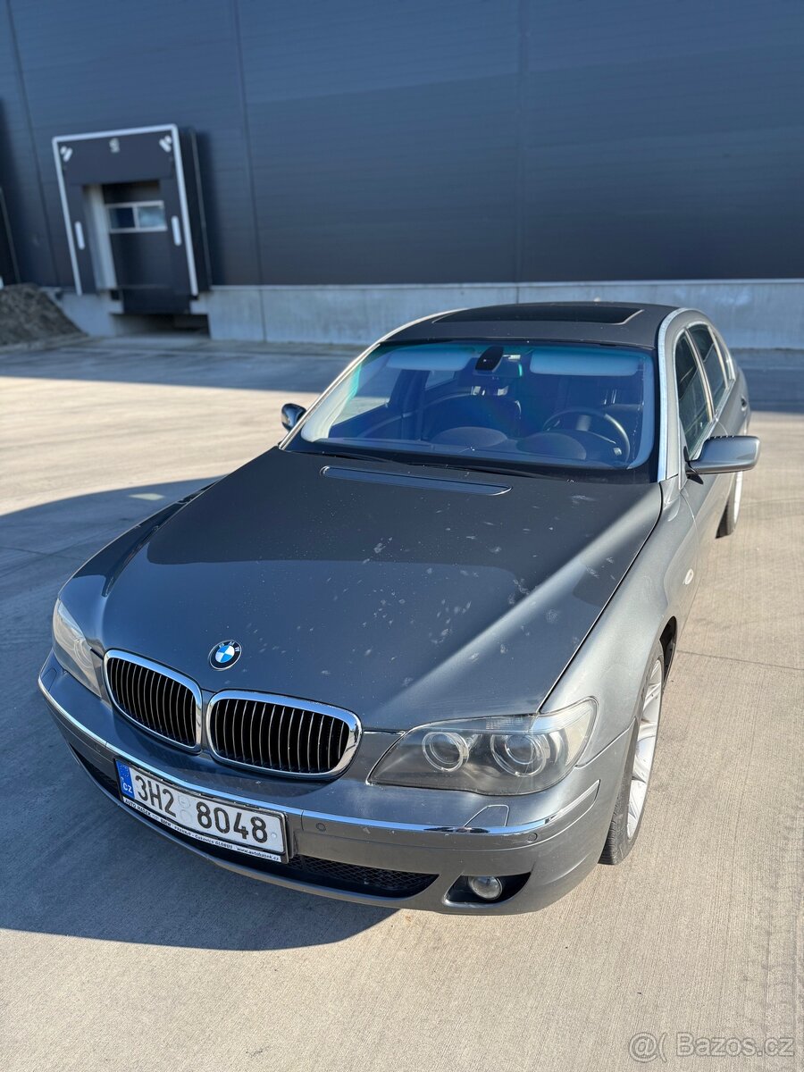 BMW 750Li - E66 - 2