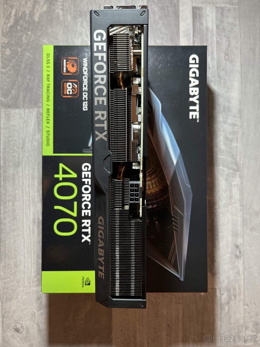 GIGABYTE RTX 4070 12GB OC EDITION - 2