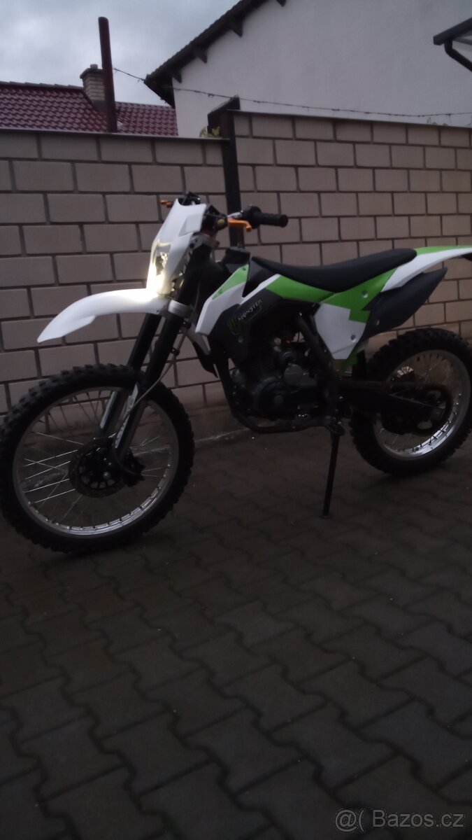 Cross 250 CCM -12KW