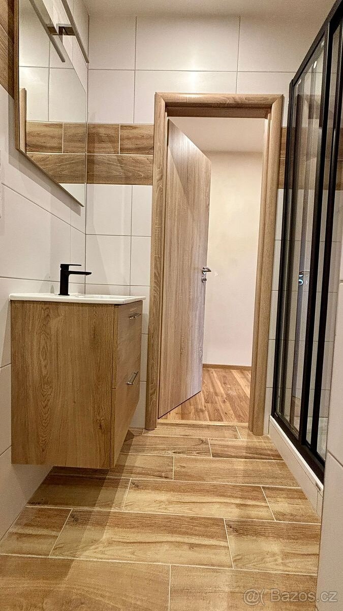 Byt po rekonstrukci 1+KK 30 m2 - 2