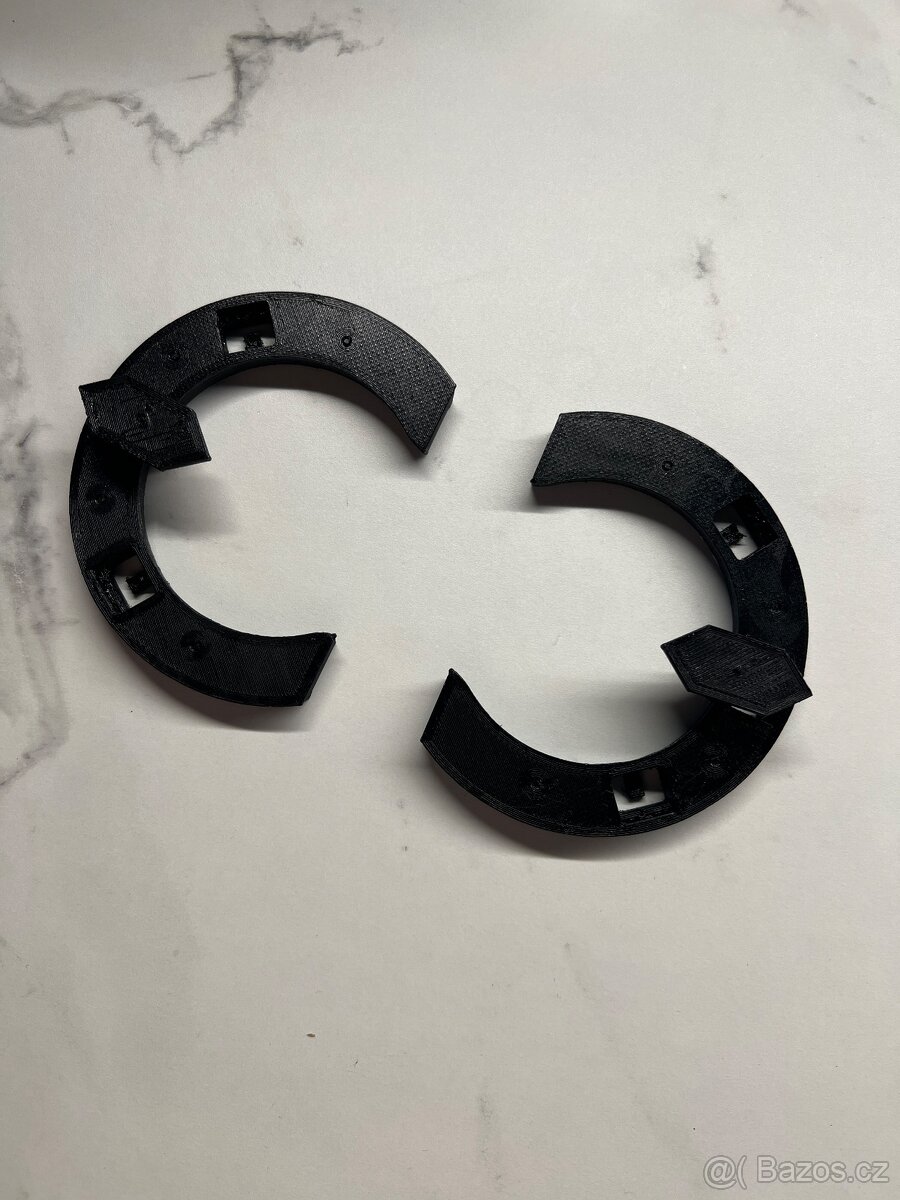 Drzaky znaku AUDI do rs masky - 2