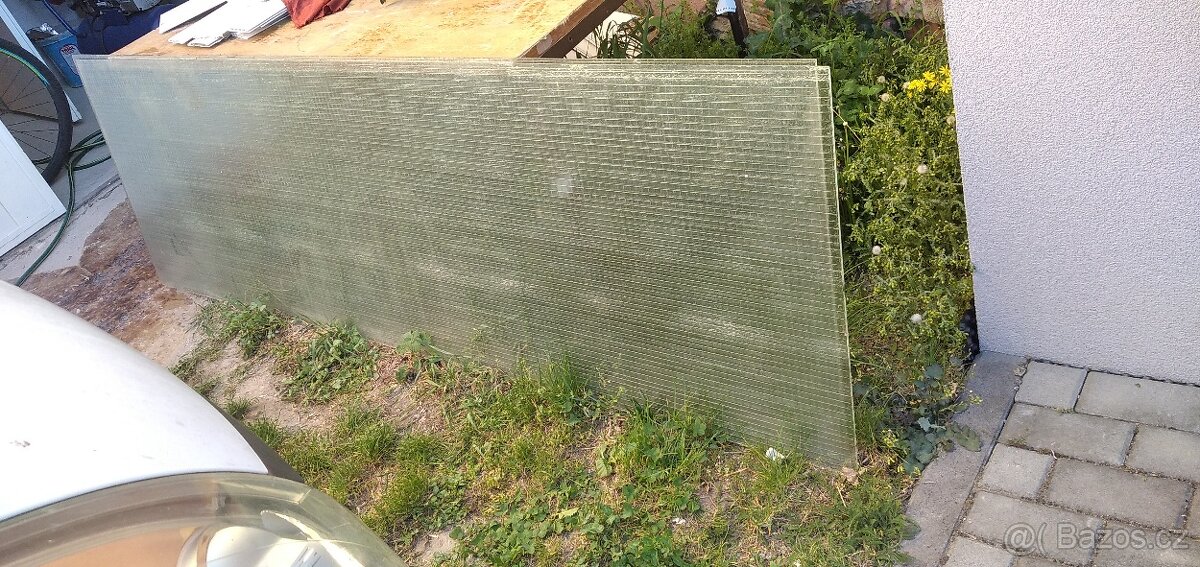 Drátěné skleněné tabule - pevné 0,6 mm - 2