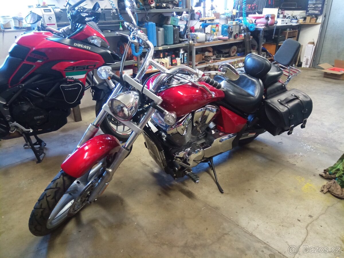 Honda vt 1300cs Sabre - 2