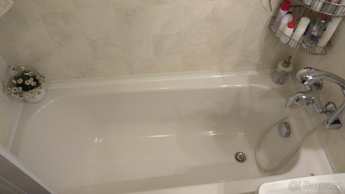 Akrylátová koupelnová vana - 2