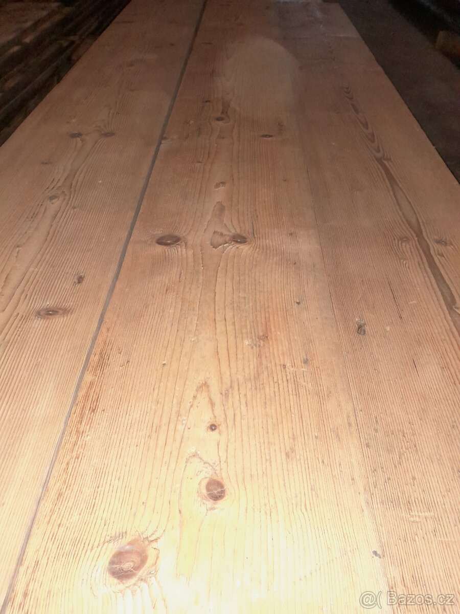 Prodám staré kartáčované fošny. - 2