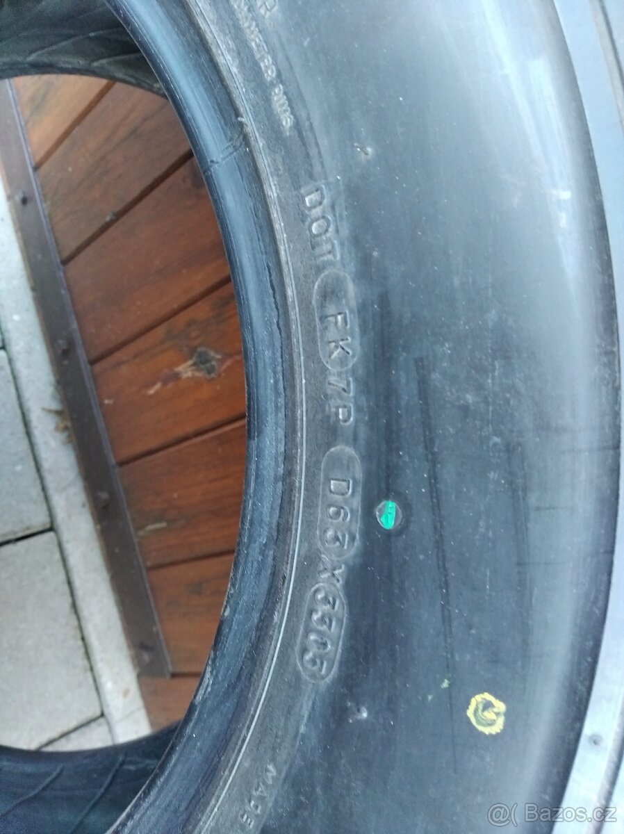 Prodám Michelin 1ks.celoročni pneu. - 2