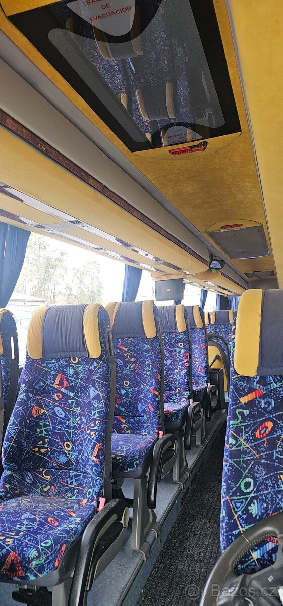 Autobus 51+1 motor Volvo - 2