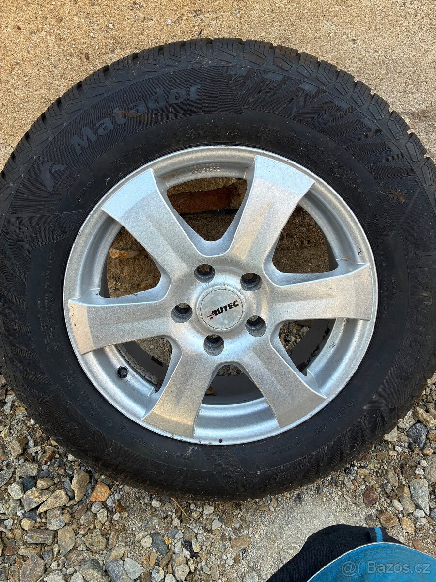 Toyota 16” pneu 215/70 r16 - 2