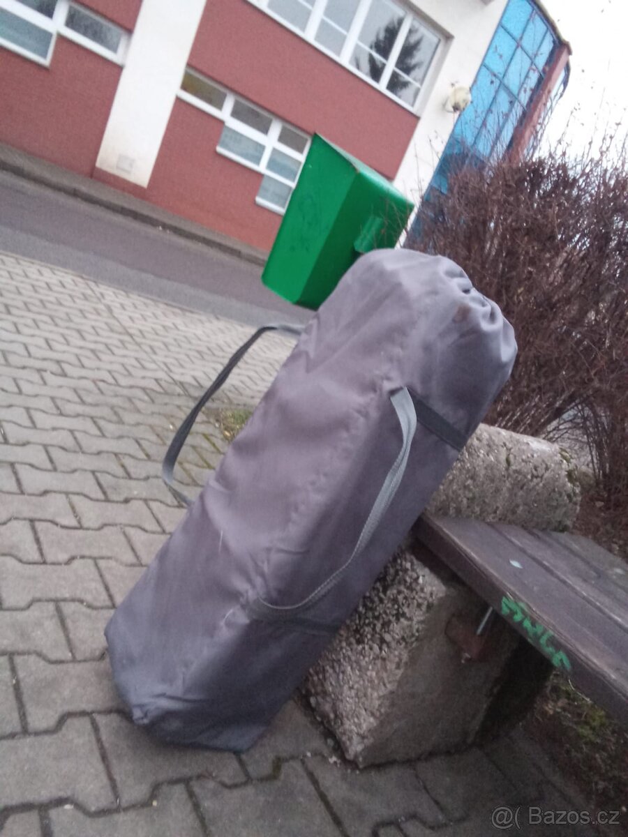 Prodám rozkládací postýlku - 2