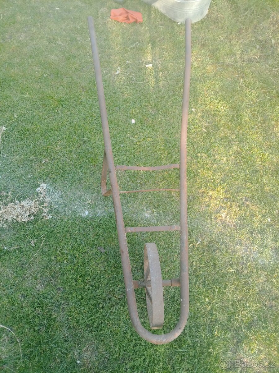 Železné kolečko ( Trakař ) - 2