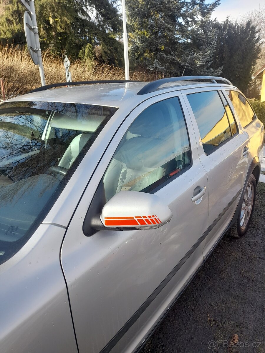 Škoda Octavia Scout - 2