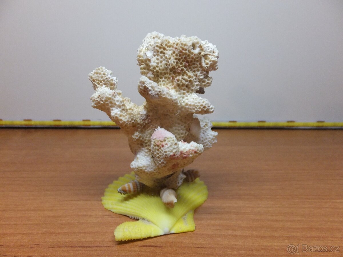 Retro dekorace s pravého mořského korálu a mušlí. - 2