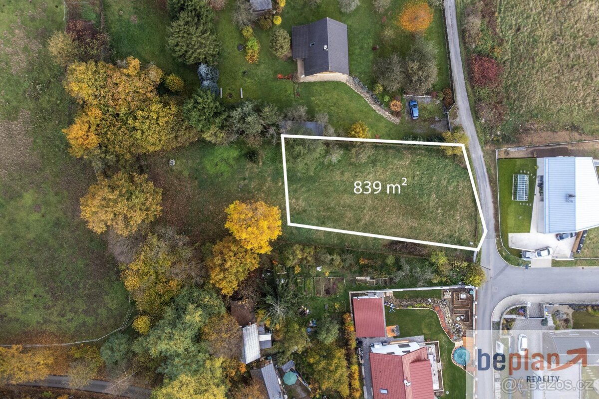 Prodej pozemku 839 m2, Mirošovice Praha východ - 2