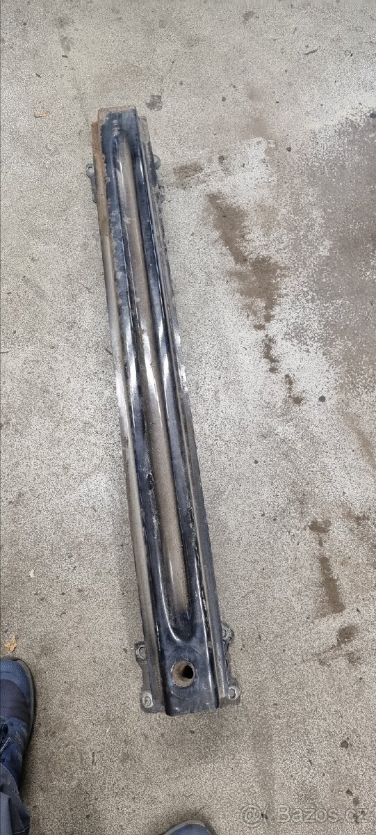 Výztuha zadního nárazníku Octavia 3 - 2