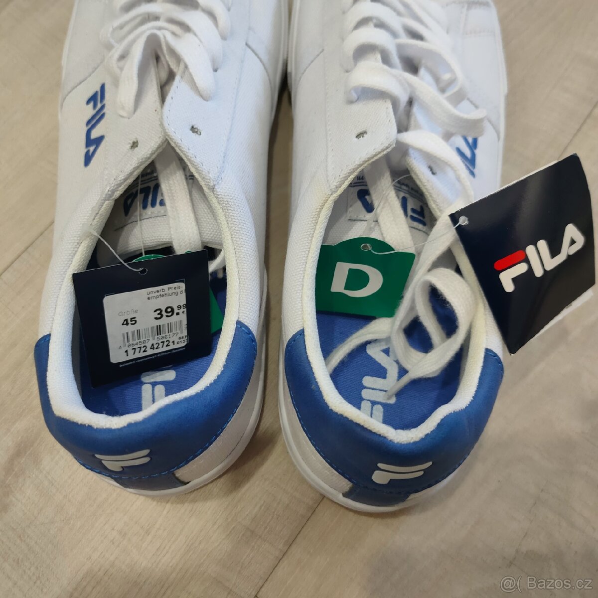 Plátěné boty značky Fila - 2