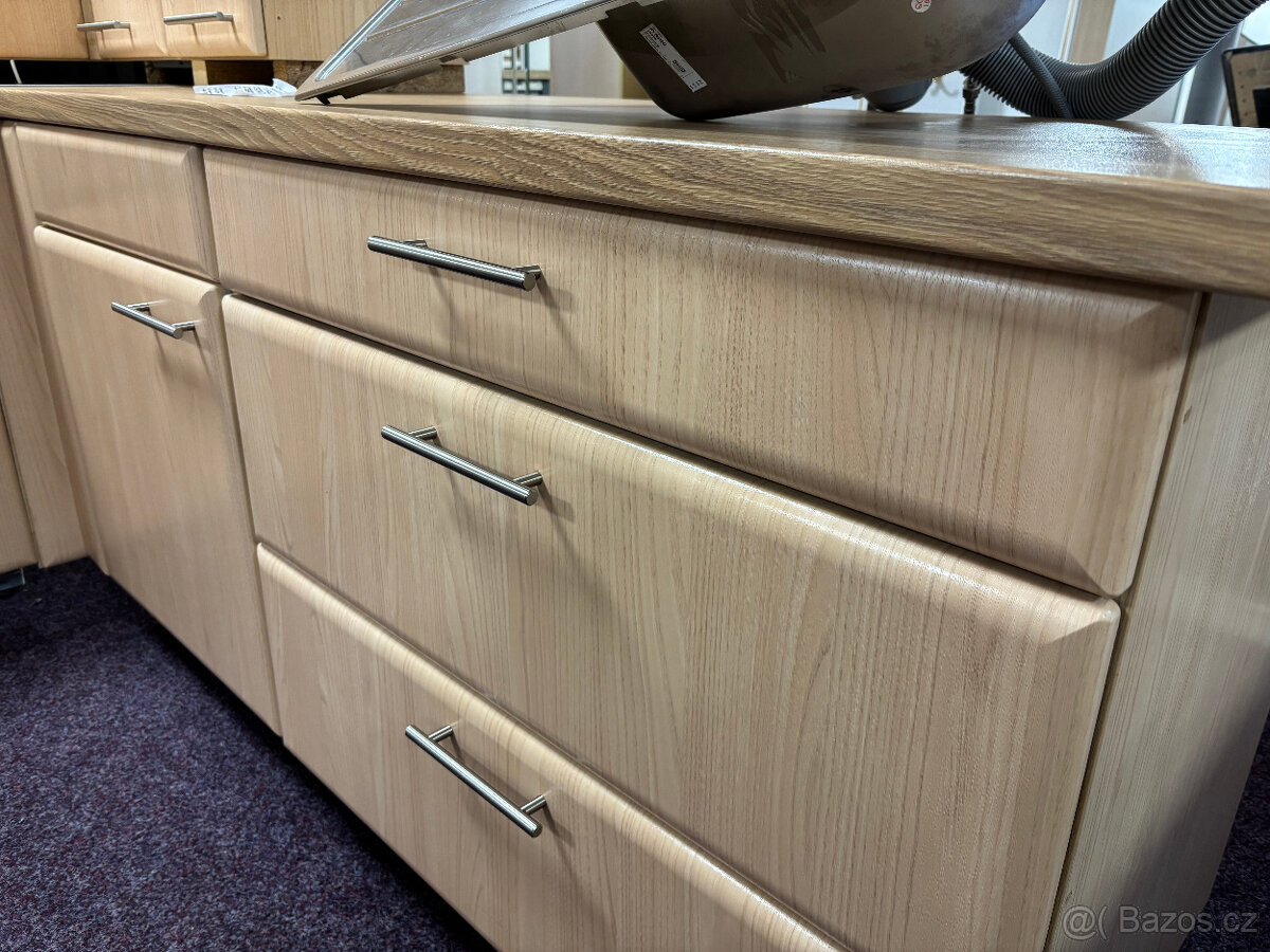 Kuchyňská linka vč spotřebičů - 2