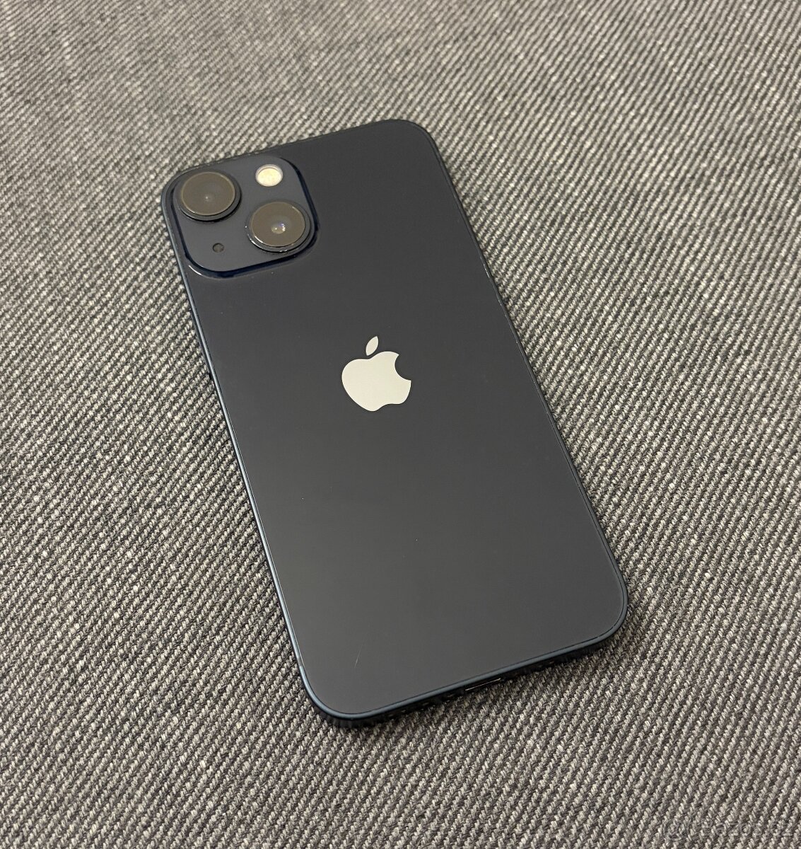 iPhone 13 mini 128 GB černý - 2
