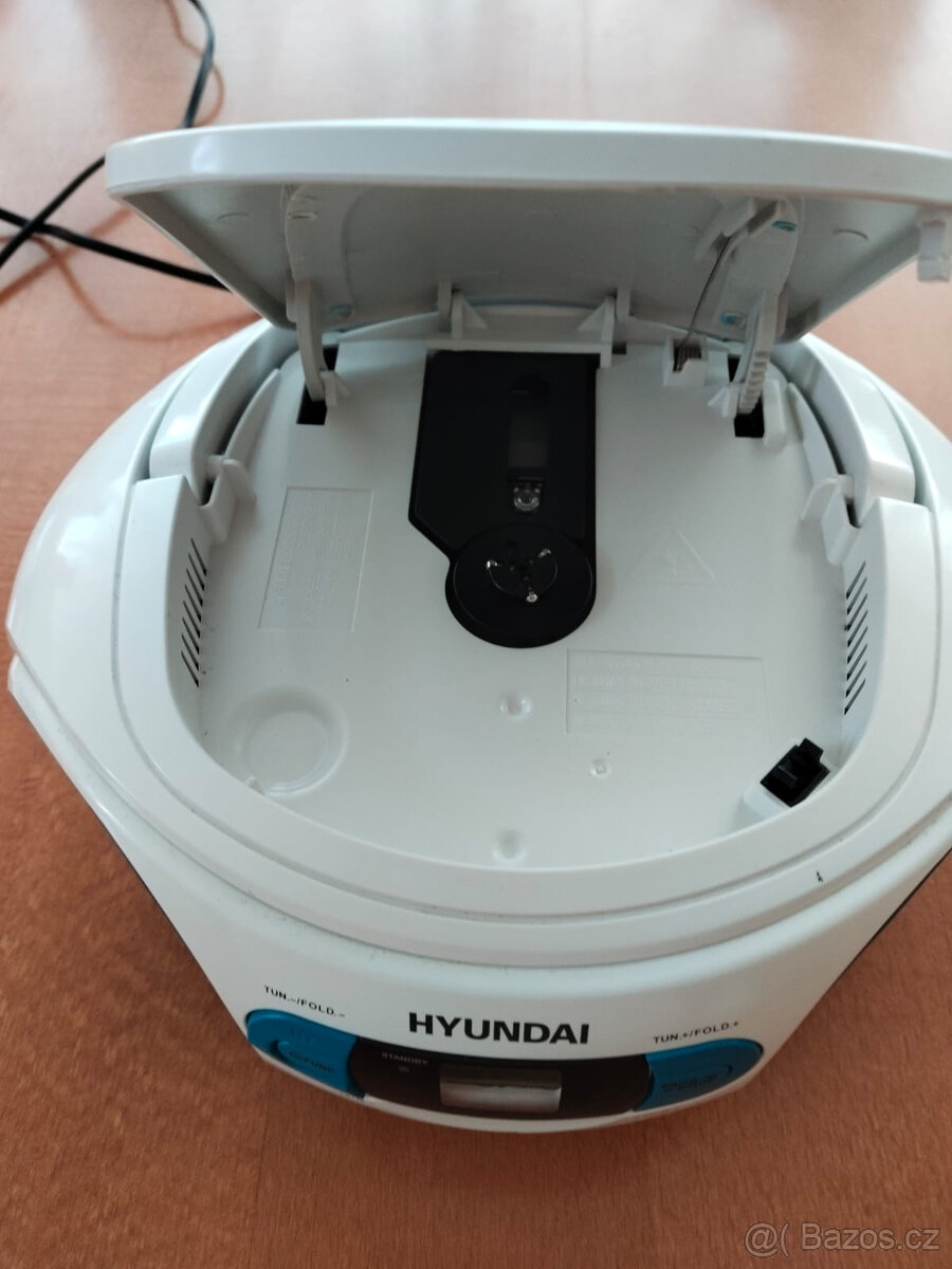 CD přehrávač HYUNDAI, možnost na baterky - 2